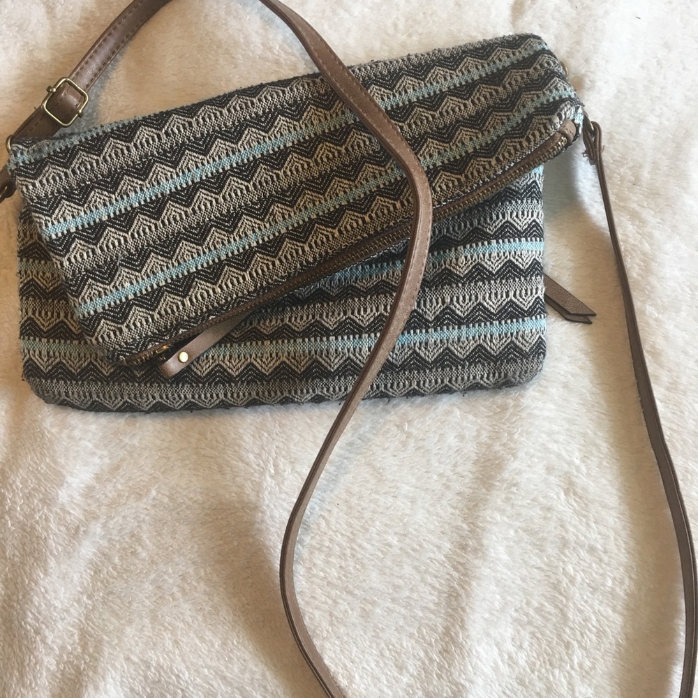 Love Trove LA Crossbody Hangbag